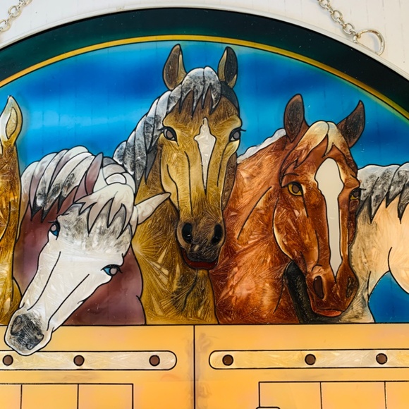 Amia Linda McFadden Sun Catcher Welcome Sign Horses Equestrian Stain Glass - Picture 6 of 14